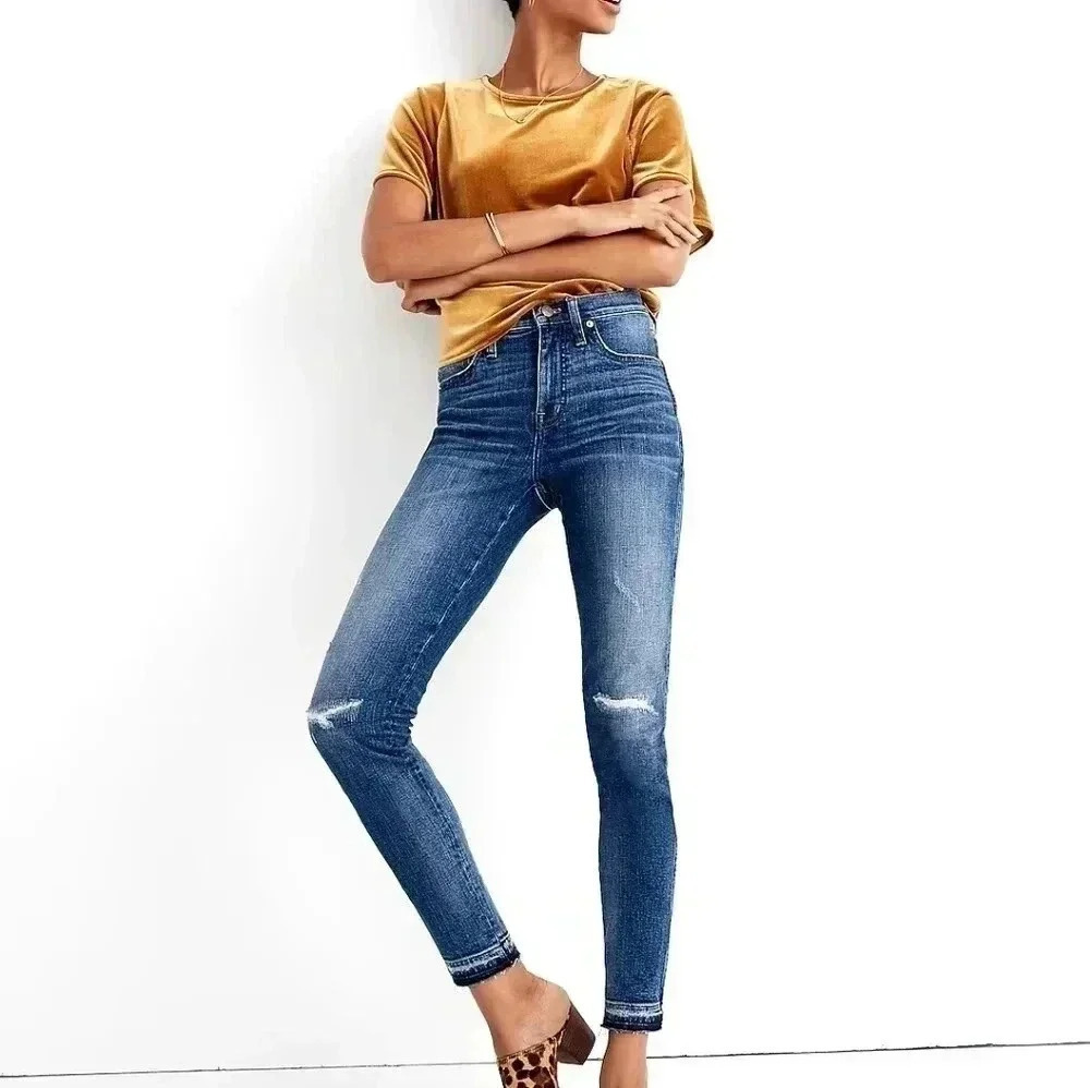 9" Mid-Rise Skinny Jeans in York Wash: Rip and Repair Edition
